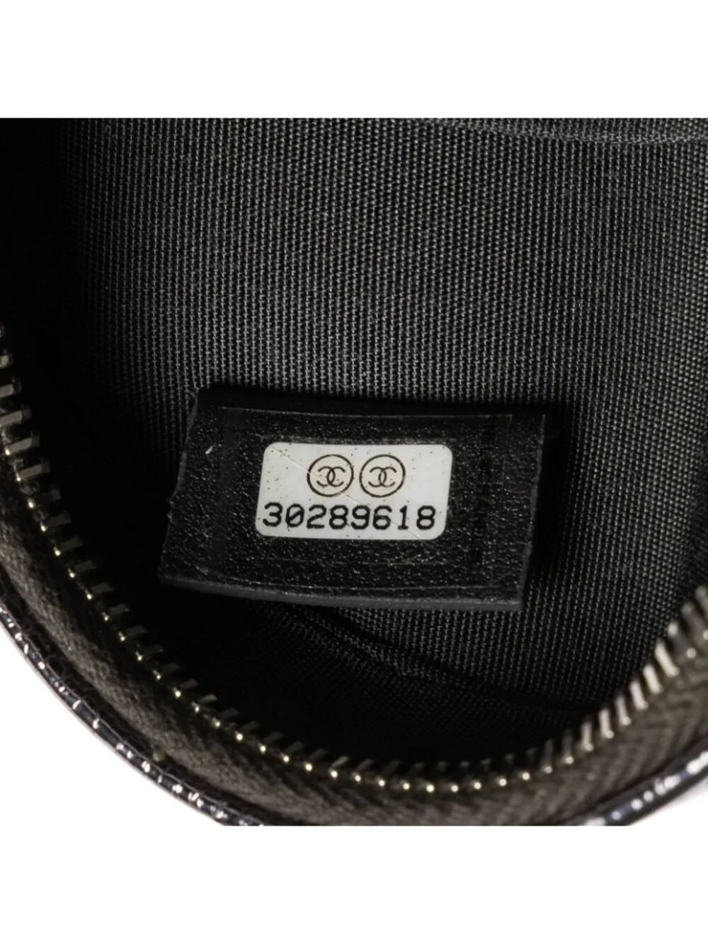 Chanel Round Bracelet Crossbodymetallic Greycrinkled Metallic Quilted Calfskin